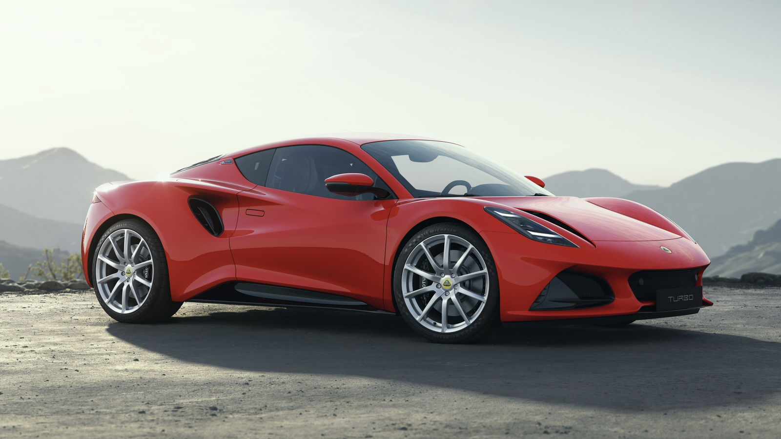 Lotus Emira Turbo SE - front